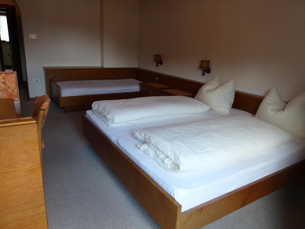 Haus Christl Bed & Breakfast Lana Ngoại thất bức ảnh